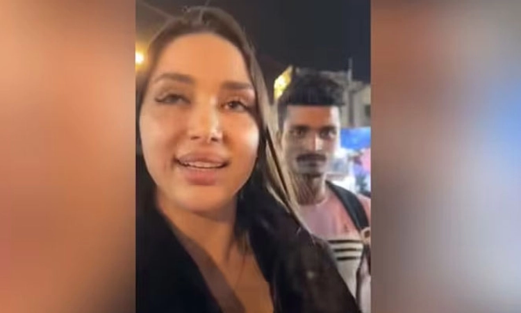 New delhi ಸರೋಜಿನಿ ನಗರದಲ್ಲಿ ರಷ್ಯಾದ ಯೂಟ್ಯೂಬರ್ ಗೆ ಕಿರುಕುಳ: ವಿಡಿಯೋ ವೈರಲ್