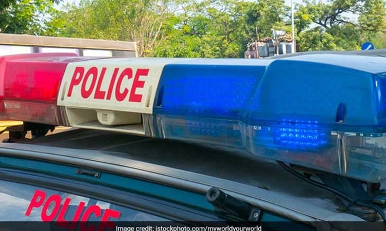 Thane: ಪೋಷಕರು ಉಡುಗೊರೆ ಕೊಟ್ಟ ಕಾರಿನಲ್ಲಿ ಸುತ್ತಾಟ…ಮರಕ್ಕೆ ಡಿಕ್ಕಿ ಹೊಡೆದು ಇಬ್ಬರ ಮೃತ್ಯು