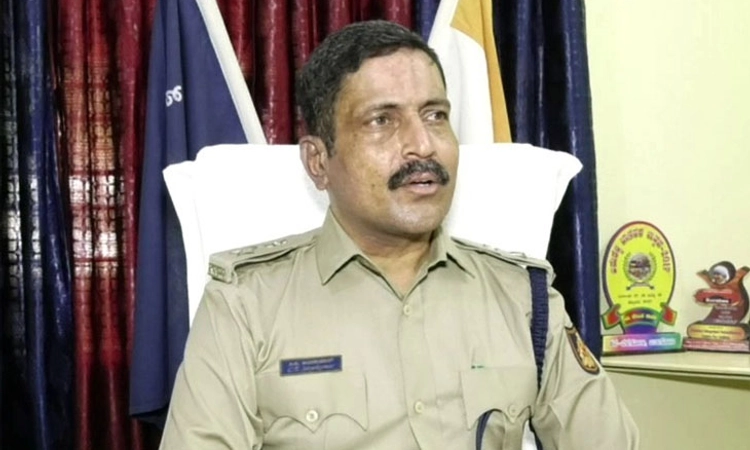 Murdeshwar; ಭೀಕರ ಹತ್ಯೆ ನಡೆದ ಸ್ಥಳಕ್ಕೆ ಹೆಚ್ಚುವರಿ SP ಭೇಟಿ ನೀಡಿ ಪರಿಶೀಲನೆ