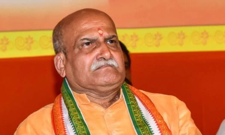 ಸಾಂತ್ವನ ಹೇಳಲು ಹೊರಟಿದ್ದ ನನ್ನನು ತಡೆದು ಪೊಲೀಸರು ದೌರ್ಜನ್ಯ ನಡೆಸಿದ್ದಾರೆ: ಮುತಾಲಿಕ್