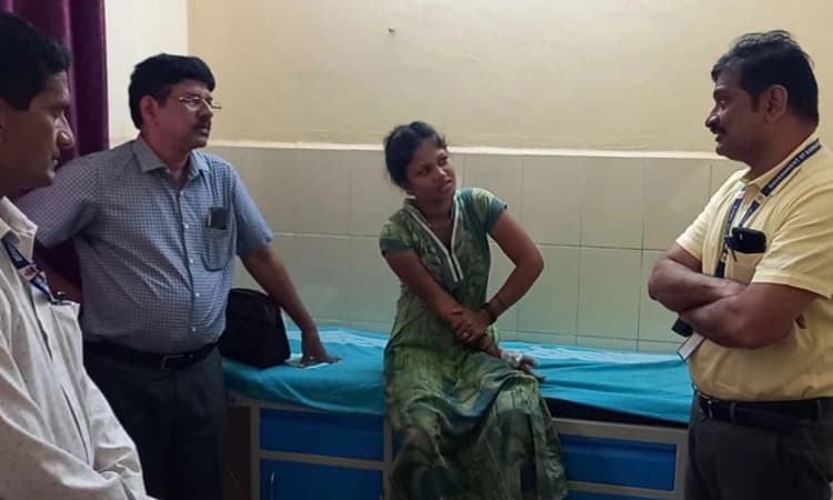 Ankola : ಸಿಡಿಲು ಬಡಿದು ಮಹಿಳೆ ಅಸ್ವಸ್ಥ, ಆಸ್ಪತ್ರೆಗೆ ದಾಖಲು