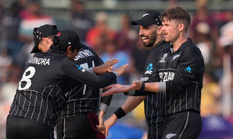 World Cup; ನ್ಯೂಜಿಲ್ಯಾಂಡ್‌ ಹ್ಯಾಟ್ರಿಕ್‌ ಜಯ: ಅಂಕಪಟ್ಟಿಯಲ್ಲಿ ಅಗ್ರಸ್ಥಾನ