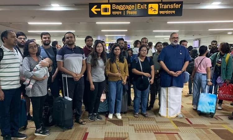 ‘Operation Ajay’: ಇಸ್ರೇಲ್​ನಿಂದ ಸುರಕ್ಷಿತವಾಗಿ ತಾಯ್ನಾಡಿಗೆ ಬಂದಿಳಿದ 212 ಭಾರತೀಯರು