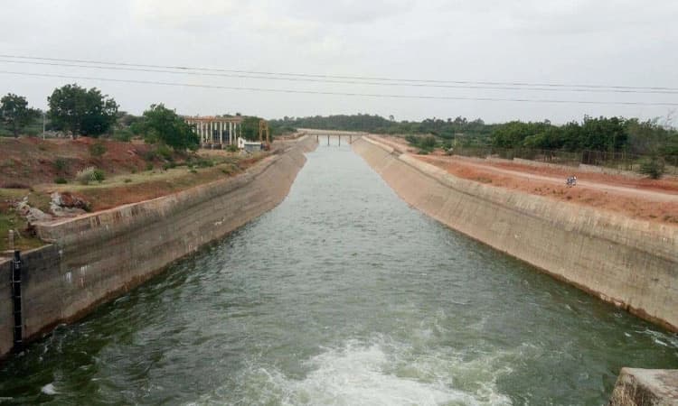 Krishna ಅಚ್ಚುಕಟ್ಟು ಭಾಗದ ಮುಂಗಾರು ಹಂಗಾಮಿನ ಬೆಳೆಗಳಿಗೆ, ನೀರಾವರಿ ಕಾಲುವೆಗಳಿಗೆ ನೀರು