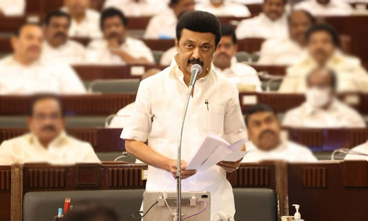 Tamil Nadu ನಮಗೆ ಕರ್ನಾಟಕದಿಂದ ಕಾವೇರಿ ನೀರು ಕೊಡಿಸಿ