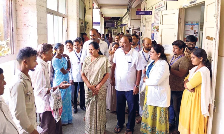Udupi ಡಯಾಲಿಸಿಸ್‌ ಘಟಕ ಸ್ಥಗಿತ: ಏಜೆನ್ಸಿ ವಿರುದ್ಧ ಕ್ರಮಕ್ಕೆ ಶೋಭಾ ಸೂಚನೆ