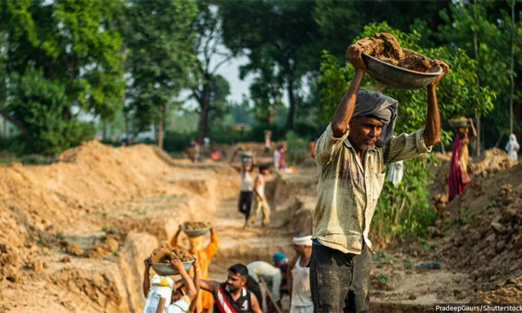 MGNREGA: ನರೇಗಾ ಬಗ್ಗೆ ಕೈ, ಬಿಜೆಪಿ ಸಮರ