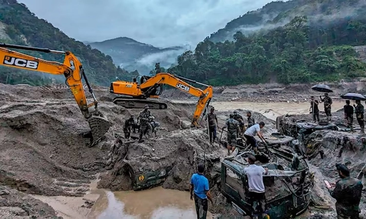 Sikkim Flash Flood: ಮೃತರ ಸಂಖ್ಯೆ 19ಕ್ಕೆ ಏರಿಕೆ, 103 ಮಂದಿಯ ಪತ್ತೆಗೆ ಶೋಧ ಕಾರ್ಯಾಚರಣೆ