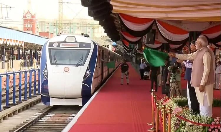 Vande Bharat: ವಂದೇ ಭಾರತ್‌ ರೈಲು ಸೇವೆ ದೇಶಾದ್ಯಂತ ವಿಸ್ತರಣೆ