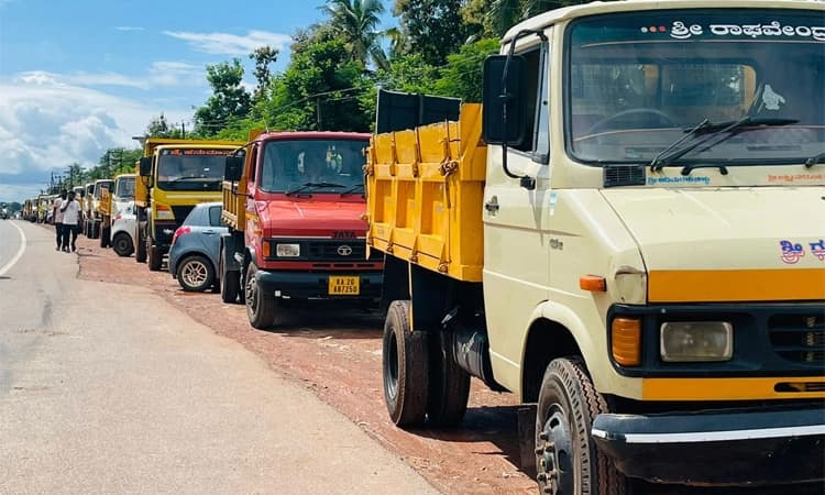 Udupi ಲಾರಿ ಮಾಲಕರ ಮುಷ್ಕರದಲ್ಲಿ ತಾತ್ಕಾಲಿಕ ಬದಲಾವಣೆ