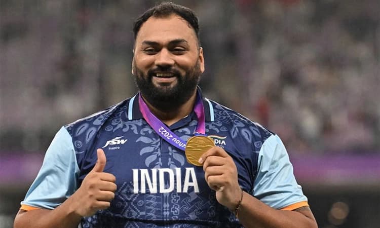 Asian Games; ತೇಜಿಂದರ್‌ ಗೆ ಚಿನ್ನ , ಬ್ಯಾಡ್ಮಿಂಟನ್ ನಲ್ಲಿ ಬೆಳ್ಳಿಗೆ ತೃಪ್ತಿ