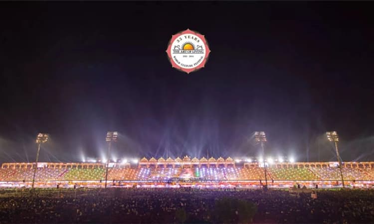 ಸಾಂಸ್ಕೃತಿಕ ವೇದಿಕೆಯಲ್ಲಿ ಉಕ್ರೇನ್‌ ಶಾಂತಿಗೆ ಪ್ರಾರ್ಥನೆ-ಶ್ರೀ ರವಿಶಂಕರ್‌ ಗುರೂಜಿ ನೇತೃತ್ವ