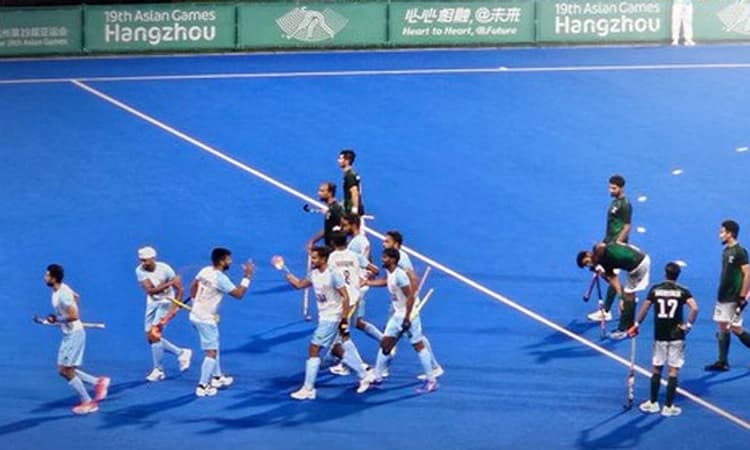 Asian Games ಪುರುಷರ ಹಾಕಿ: 10-2ರಿಂದ ಪಾಕಿಸ್ಥಾನವನ್ನು ಮಣಿಸಿದ ಭಾರತ