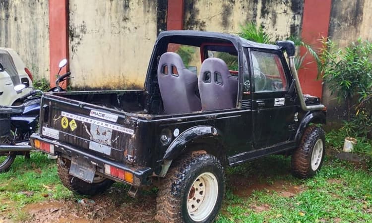 Kottigehara; ಅಪರಿಚಿತ ಜಿಪ್ಸಿ ಢಿಕ್ಕಿ:ವ್ಯಕ್ತಿಗೆ ಗಂಭೀರ ಗಾಯ