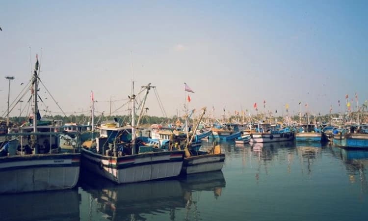 Malpe ಭಾರೀ ಗಾಳಿ: ದಡದತ್ತ ಧಾವಿಸಿದ ಬೋಟ್‌ಗಳು