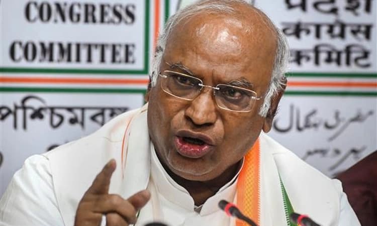 Chhattisgarh 2034ರ ವರೆಗೆ ಮಹಿಳಾ ಮೀಸಲು ಜಾರಿ ಇಲ್ಲ: ಮಲ್ಲಿಕಾರ್ಜುನ ಖರ್ಗೆ