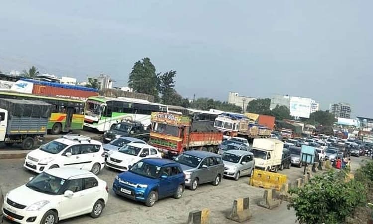 Panemangalore  Bridge: ಬಸ್‌ ಕೆಟ್ಟು ರಾಷ್ಟ್ರೀಯ ಹೆದ್ದಾರಿಯಲ್ಲಿ ಟ್ರಾಫಿಕ್‌ ಜಾಮ್‌