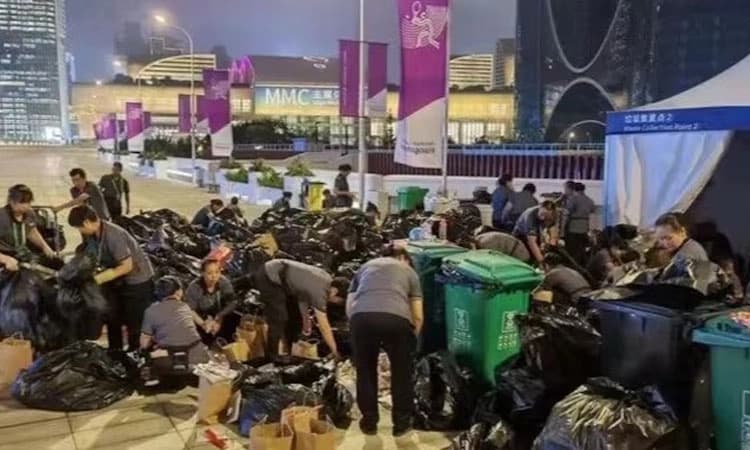 AsianGames: ಒಂದು ಮೊಬೈಲ್‌ಗಾಗಿ ಸಾವಿರಾರು ಕಸದಬ್ಯಾಗ್‌ ಹುಡುಕಾಡಿದ ಸಿಬ್ಬಂದಿ: ಆಗಿದ್ದೇನು?