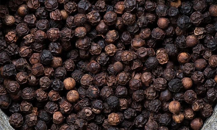Black Pepper; ಮನೆಮದ್ದು … ಹಲವು ಆರೋಗ್ಯ ಸಮಸ್ಯೆಗಳಿಗೆ ಕಾಳುಮೆಣಸು ರಾಮಬಾಣ