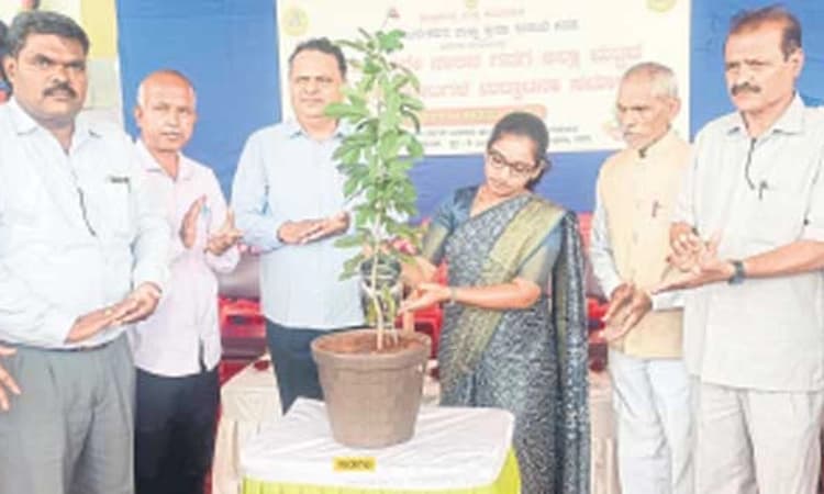 Gadaga:ಕ್ರೀಡೆಯಲ್ಲಿ ಸೋಲೇ ಗೆಲುವಿನ ಮೆಟ್ಟಿಲು: ಉಷಾ