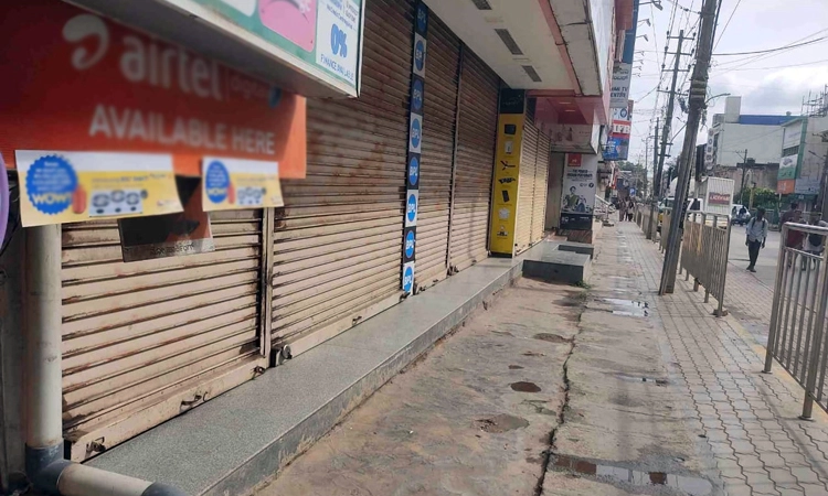 Davanagere Bandh: ದಾವಣಗೆರೆ ಬಂದ್ ಗೆ ಅಭೂತಪೂರ್ವ ಬೆಂಬಲ… ಅಂಗಡಿ ಮುಂಗಟ್ಟು ಬಂದ್