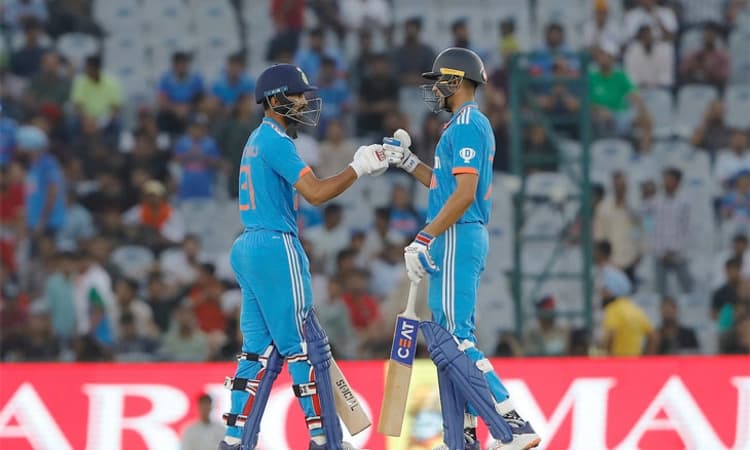 ODI; ಪ್ರವಾಸಿ ಆಸ್ಟ್ರೇಲಿಯ ವಿರುದ್ಧ ಮೊದಲ ಪಂದ್ಯದಲ್ಲಿ ಟೀಮ್ ಇಂಡಿಯಾಕ್ಕೆ ಅಮೋಘ ಜಯ