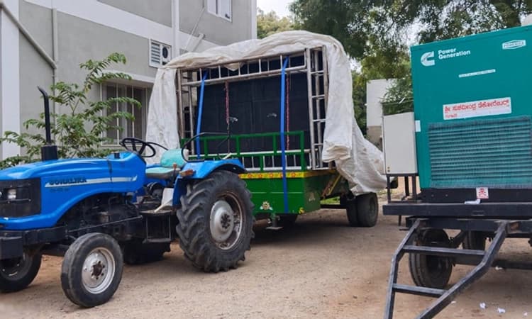 Gangavati: ಗಣೇಶ ವಿಸರ್ಜನೆಗೆ ಅಕ್ರಮವಾಗಿ ಡಿಜೆ ಬಳಕೆ… ಪೋಲಿಸರಿಂದ ಸೀಜ್