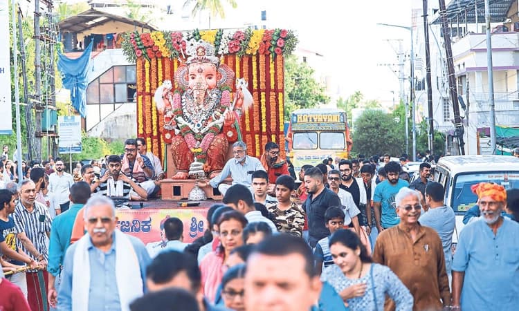 Ganeshotsava ಇಂದು ಕರಾವಳಿಯಲ್ಲಿ ಗಣೇಶೋತ್ಸವದ ಸಡಗರ