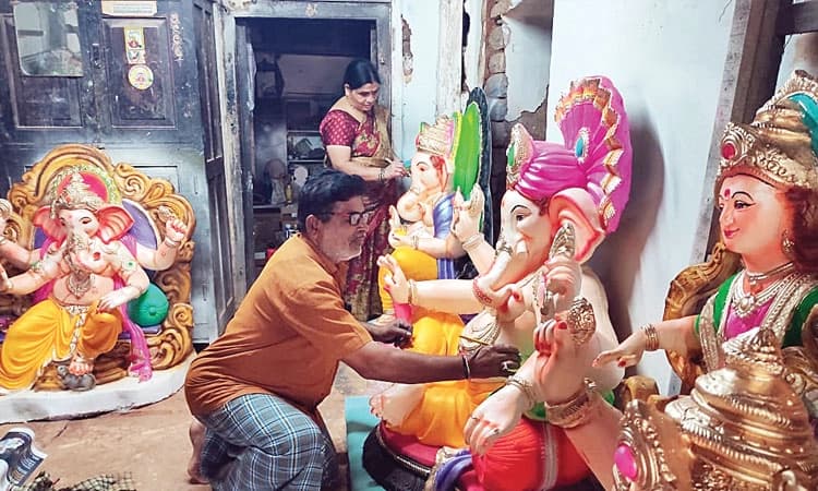 Ganesha Idol Industry: ಉಲ್ಲಾಸ ನೀಡದ ಉದ್ಯಮ