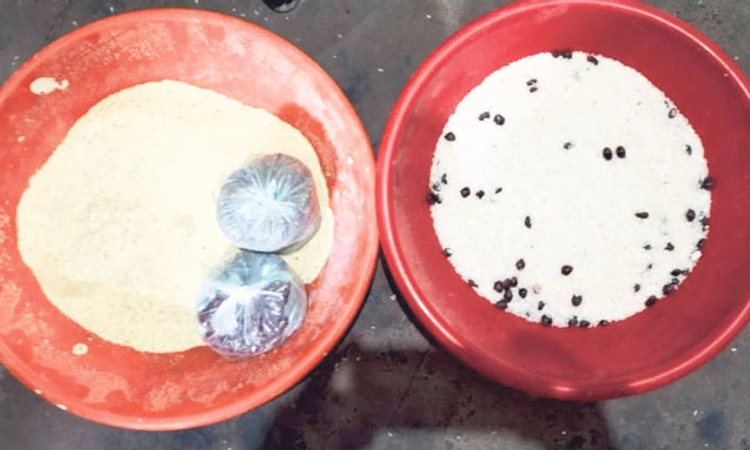 Alankaru ಅಕ್ಕಿಯಲ್ಲಿ ಕಲ್ಲು,ಪಂಚಕಜ್ಜಾಯ ಭಾಗ್ಯ: ಪ್ರಾ. ಕೃ.ಪ. ಸ. ಸಂಘದ ಶಾಖೆಯಲ್ಲಿ ಪ್ರಕರಣ
