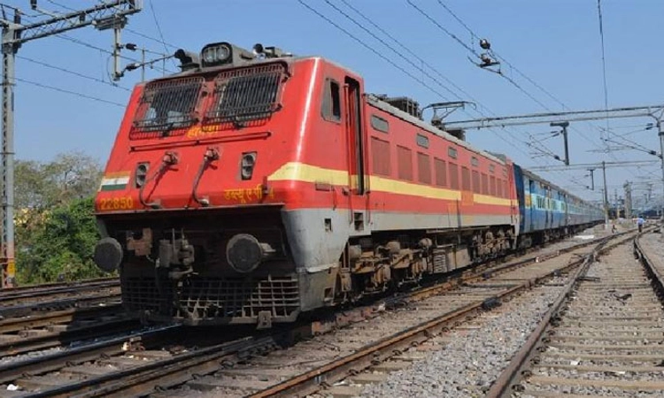 Mangaluru ಪ್ರಯಾಣಿಕರೇ ಗಮನಿಸಿ: ಹಳಿ ನಿರ್ವಹಣೆ: ರೈಲು ಸೇವೆ ವ್ಯತ್ಯಯ