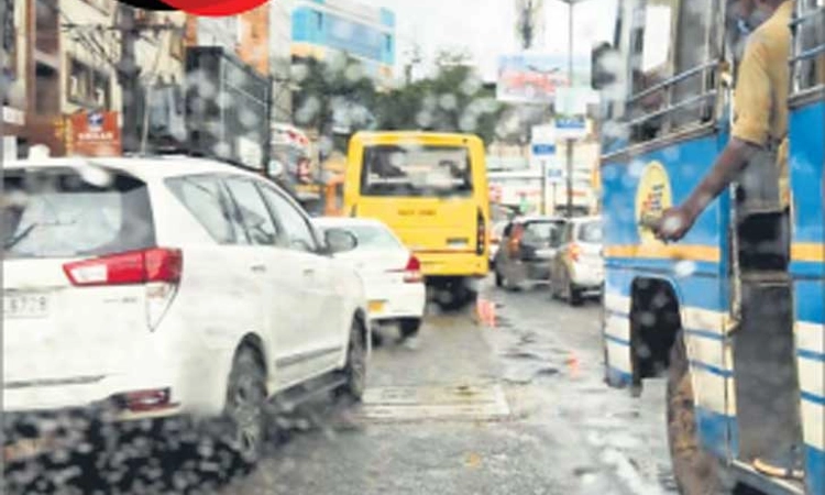 Mangaluru: ಮತ್ತೆ ಮುಂದುವರಿದ ಫುಟ್‌ಬೋರ್ಡ್‌ ಪ್ರಯಾಣ !