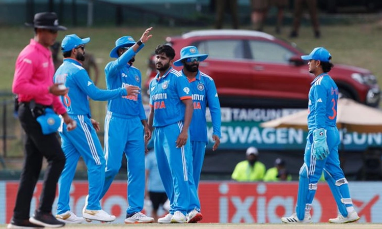 Asia Cup ; ಪತರುಗುಟ್ಟಿದ ಪಾಕಿಸ್ಥಾನ ; ಭಾರತಕ್ಕೆ ಅತ್ಯಮೋಘ ಜಯ
