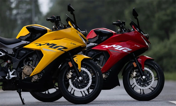 ಹೀರೋ ಕರಿಸ್ಮಾ XMR -210 CC ಲಿಕ್ವಿಡ್‌ ಕೂಲ್ಡ್‌ DOHC ಎಂಜಿನ್‌