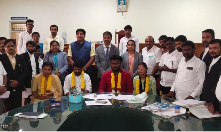 Gangavathi: ಲೋಕ ಆದಾಲತ್‌ನಲ್ಲಿ ಒಂದಾದ ವಿಚ್ಛೇದನಕ್ಕಾಗಿ ಅರ್ಜಿ ಹಾಕಿದ್ದ ದಂಪತಿಗಳು