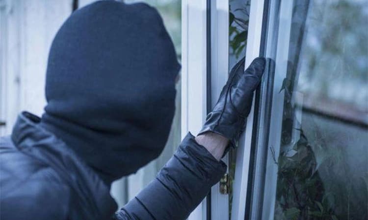 Kumbra: ಶಾಲೆ, ಸರಕಾರಿ ಕಚೇರಿಗಳಲ್ಲಿ ಸರಣಿ ಕಳ್ಳತನ