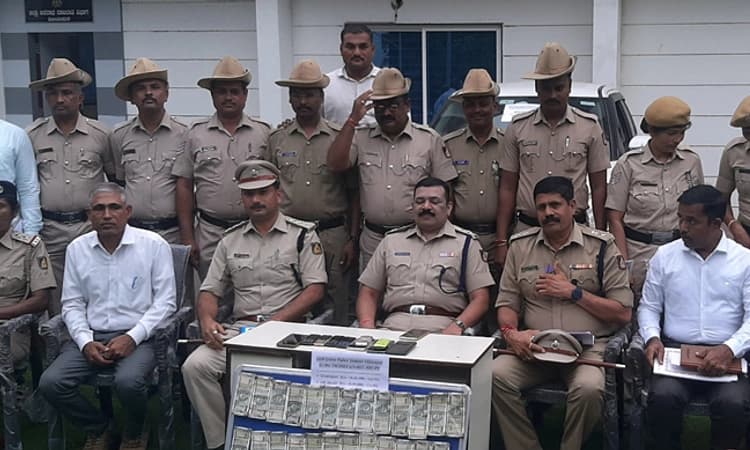 Black And White ಮನಿ ದಂಧೆ: 20 ಲಕ್ಷ ರೂ. ವಂಚನೆ, ಬೆಳಗಾವಿ ಮಹಿಳೆ ಸೇರಿ ನಾಲ್ವರ ಬಂಧನ