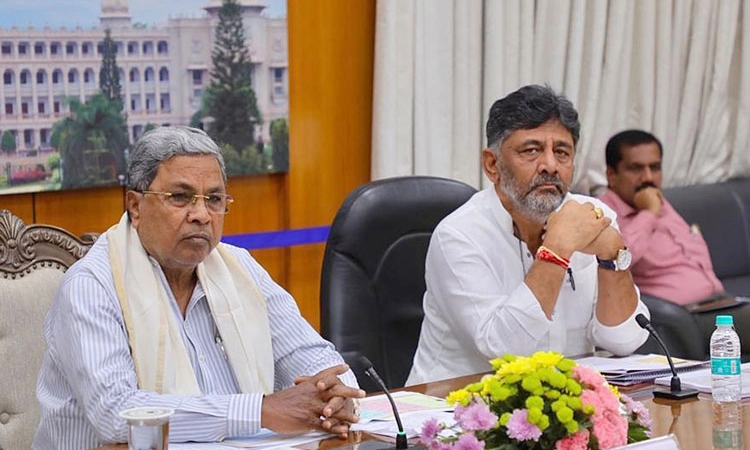 ಸಿಎಂ ನೇತೃತ್ವದಲ್ಲಿ ನಾನಾ ಇಲಾಖೆಗಳ ಭೌತಿಕ, ಆರ್ಥಿಕ ಪ್ರಗತಿ ಸಭೆ