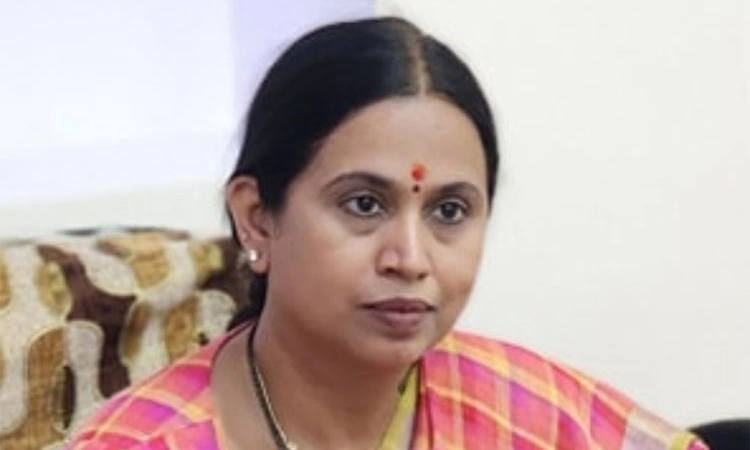 Kapu ಗ್ಯಾರಂಟಿ ಯೋಜನೆ: ಶೋಭಾಗೆ ಲಕ್ಷ್ಮೀ ಸವಾಲು
