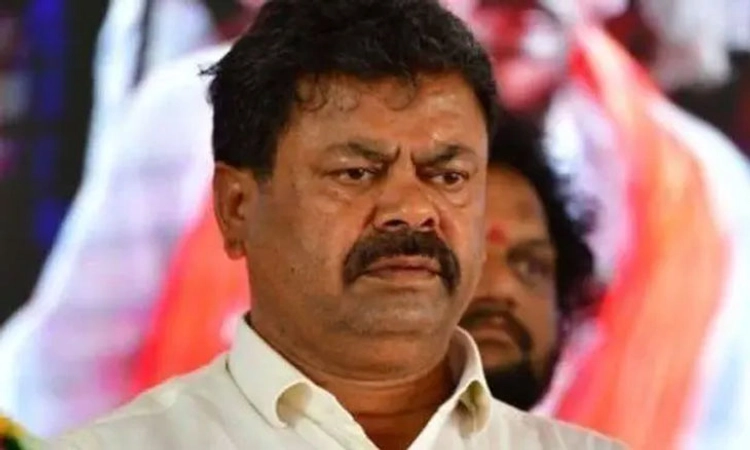 BJP ಕಚೇರಿ ಕೆಲಸಕ್ಕೆ ಬಾರದವರು ನಡೆಸುತ್ತಿದ್ದಾರೆ: ರೇಣುಕಾಚಾರ್ಯ