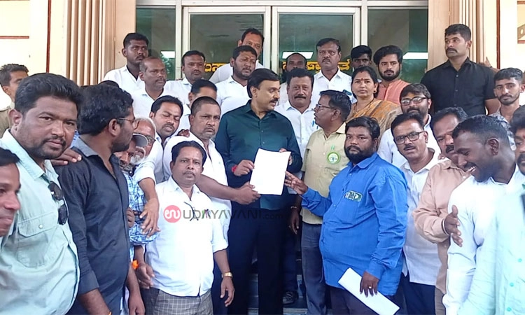 JJM ಕುಡಿಯುವ ನೀರಿನ ಕಾಮಗಾರಿ ಸಭೆ: ಪತ್ರಕರ್ತರನ್ನು ಆಹ್ವಾನಿಸಿ ಹೊರಗೆ ಕಳಿಸಿದ ಜಿ.ಪಂ. ಸಿಇಓ