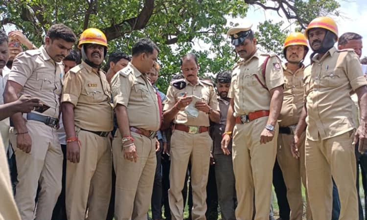 Vijayapura: ಐತಿಹಾಸಿಕ ಕಂದಕದಲ್ಲಿ ಬಿದ್ದು ಯುವಕ ಆತ್ಮಹತ್ಯೆ; ಪರಾರಿಯಾದ ಜತೆಗಿದ್ದ ಯುವತಿ