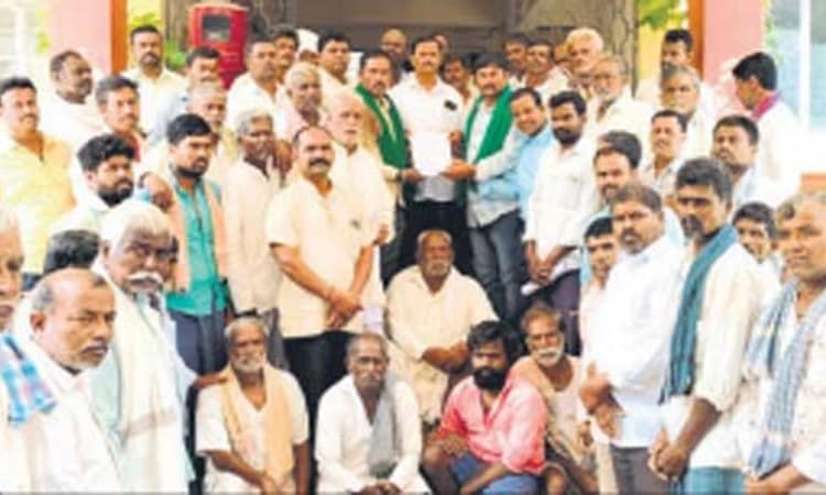 Gadaga: ಶಿರಹಟ್ಟಿ ಬರಪೀಡಿತ ತಾಲೂಕೆಂದು ಘೋಷಿಸಿ