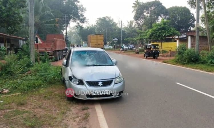 Sulya: ರಸ್ತೆ ಬದಿ ನಿಂತಿದ್ದ ಕಾರ್ಮಿಕರಿಗೆ ಡಿಕ್ಕಿಯಾದ ಕಾರು; ಮೂವರು ದುರ್ಮರಣ