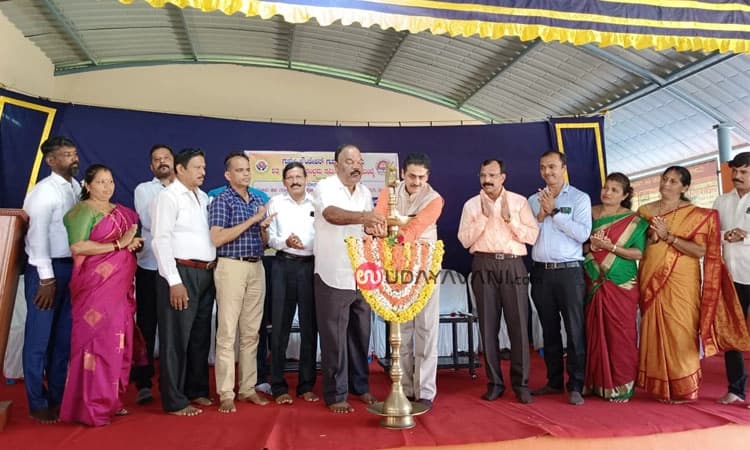 Free Medical Checkup Camp, ಅಂಚೆ ಸೇವೆಗಳ ಮಾಹಿತಿ,ಆಧಾರ್ ನೋಂದಣಿ, ತಿದ್ದುಪಡಿ ಶಿಬಿರ