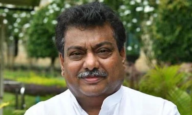 ಬರ ಘೋಷಣೆಗೆ ನಿಯಮ ಅಡ್ಡಿ: ಬೊಮ್ಮಾಯಿ ರಾಜಕೀಯ ಬಿಟ್ಟು ಪ್ರಧಾನಿಗೆ ಮನವಿ ಮಾಡಲಿ: ಸಚಿವ ಪಾಟೀಲ್