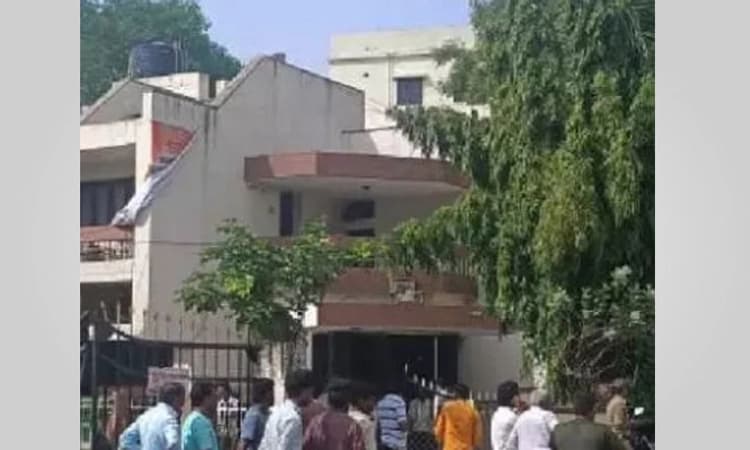 Jevargi: ಶಾಸಕ ಅಜಯ ಸಿಂಗ್ ಮನೆ ಆವರಣದಲ್ಲಿ‌ ವ್ಯಕ್ತಿ ಆತ್ಮಹತ್ಯೆ