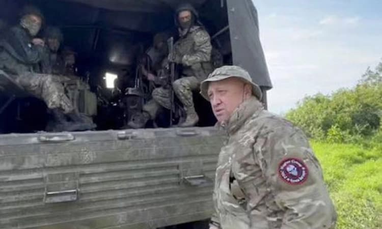 Russia ಜೆಟ್ ಅಪಘಾತ; 10 ಮಂದಿ ಬಲಿ: ವ್ಯಾಗ್ನರ್ ಮುಖ್ಯಸ್ಥ ಪ್ರಿಗೋಜಿನ್ ಮೃತ್ಯು?