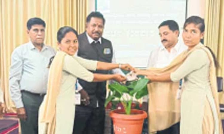 Mudhol: ಸಂಸ್ಕಾರಯುತ ಬದುಕಿಗೆ ಶರಣರ ವಚನ ದಾರಿದೀಪ