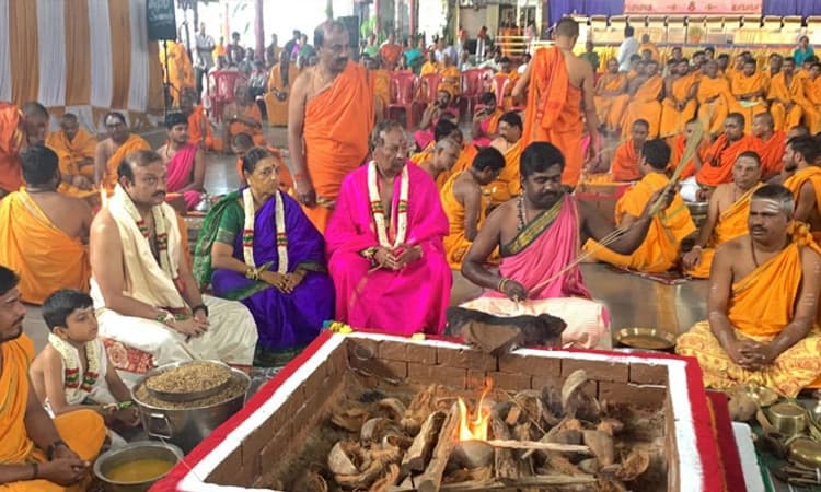 Loksabha: “ಹಾಲಿ ಬಿಜೆಪಿ ಸಂಸದರಿಗೆ ಮತ್ತೆ ಟಿಕೆಟ್ ಇಲ್ಲ..”: ಈಶ್ವರಪ್ಪ ಪರೋಕ್ಷ ಮಾತು